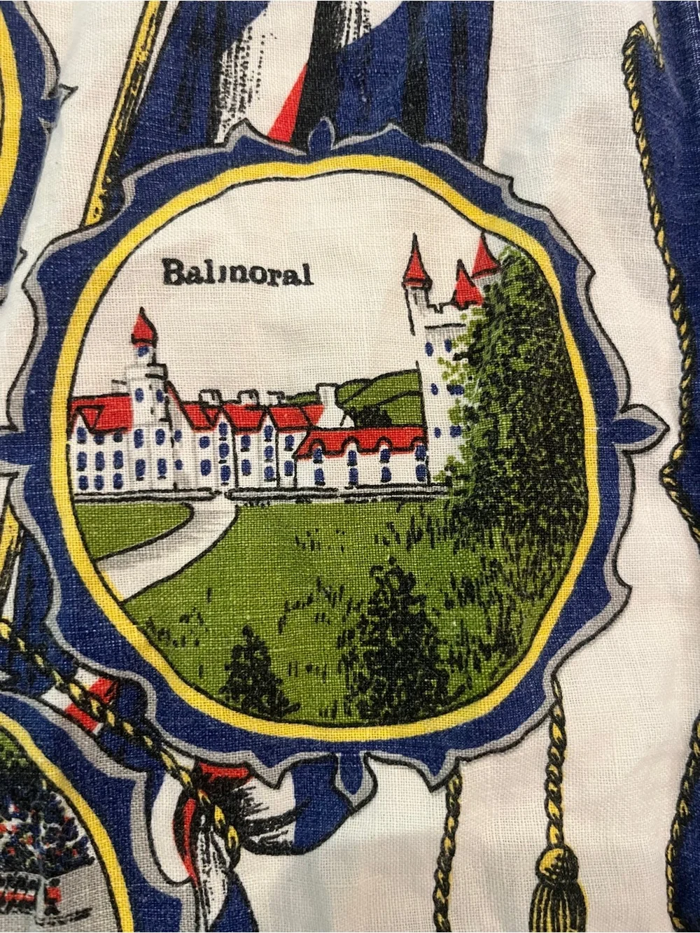 Vintage 1977 Queen's Silver Jubilee Commemorative Tea Towel. Collectible!